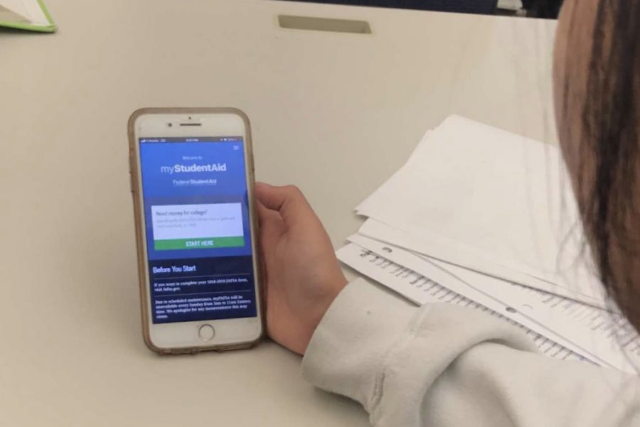 Students now may access the FASFA app on their phone.