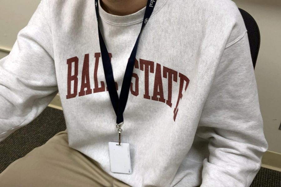 Wearing a lanyard around your neck -- not in your pocket or attached to your backpack -- helps keep our campus safe and secure. 