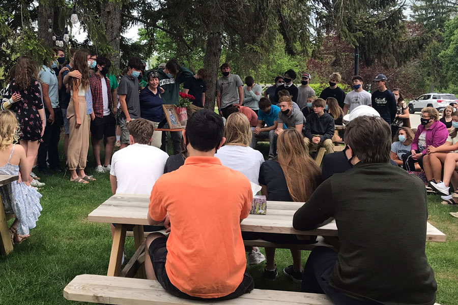 Last spring, friends of Lendon Byram gathered on campus to remember him and share stories after his tragic death on May 1. During the freshman retreat on Oct. 13, Lendon’s friends will share their experience with the members of the Class of 2025.