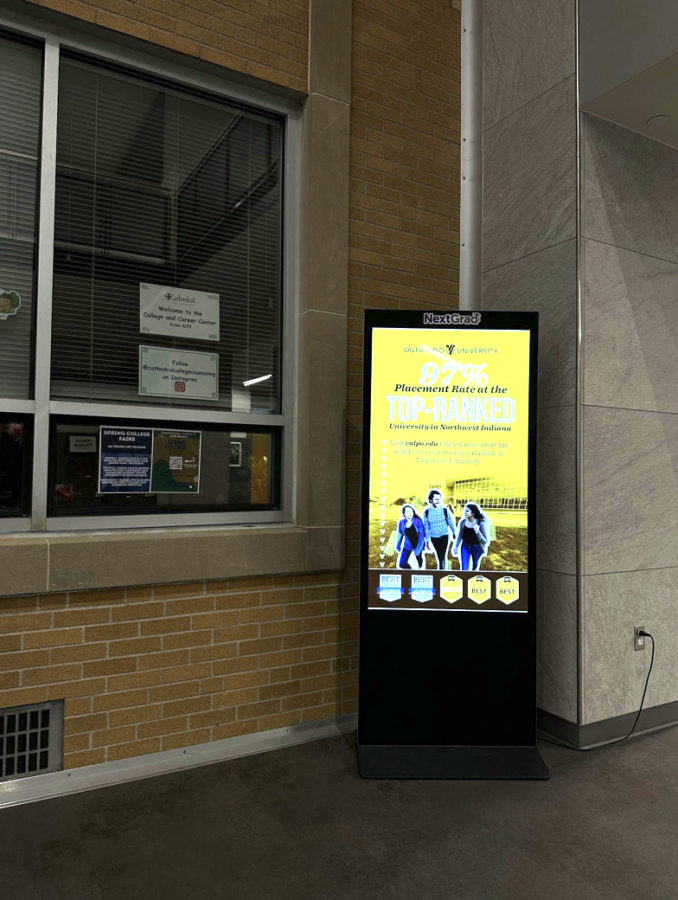 The NextGrad screen displayed a Valparaiso University advertisement.