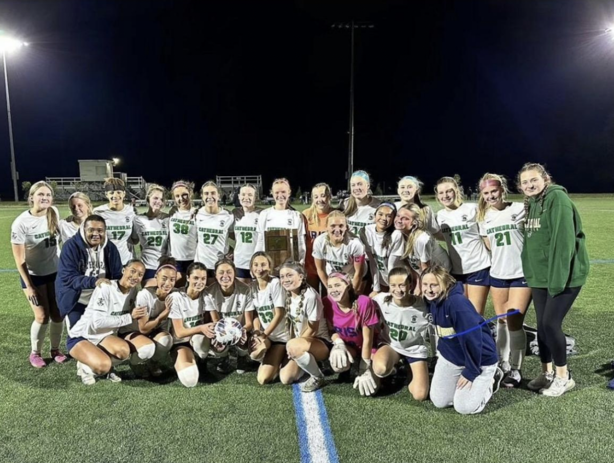 The+Lady+Irish+after+they+won+sectionals+on+10%2F7.+The+team+defeated+Perry+Meridian+in+the+Championship+round+2+goals+to+0.