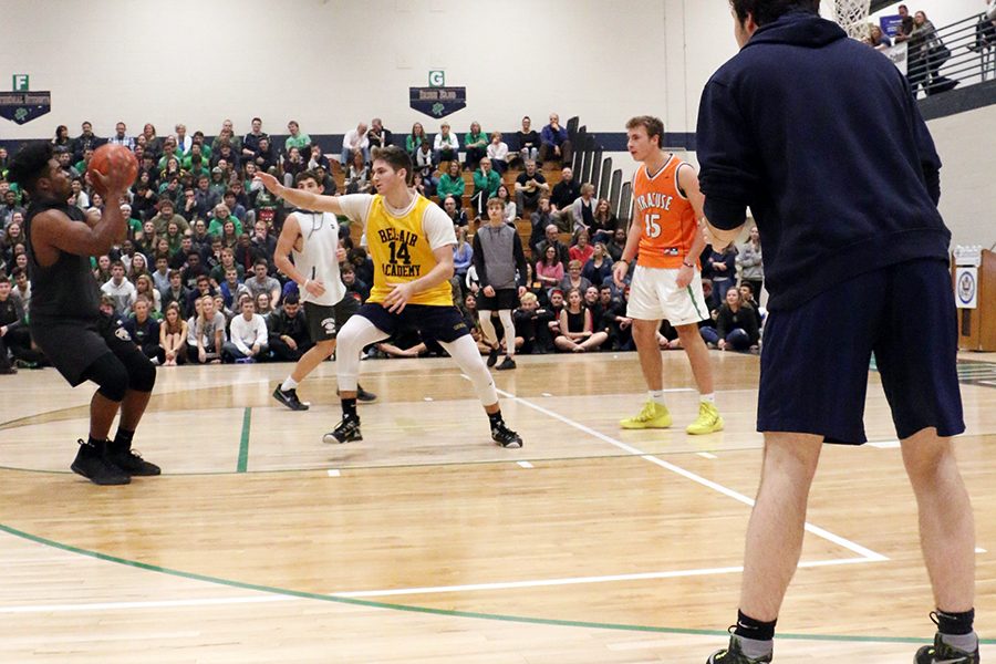 Last year's intramural championship game took place during Winterfest, and that will be the case again this year on Feb. 1 in the Welch Activity Center. 