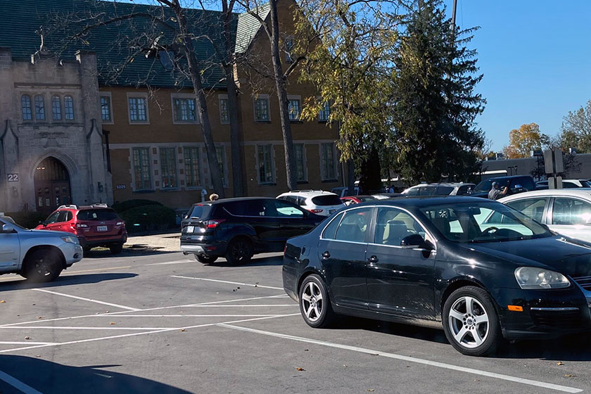 Cars line up to exit the H lot after school on Oct. 13. Not every student who is eligible to drive has chosen to do so.