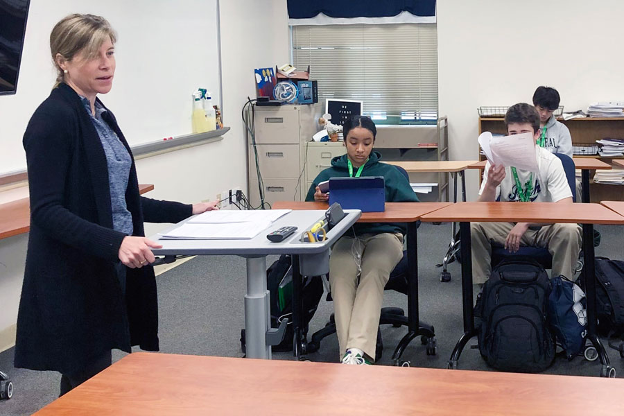 English teacher Mrs. Liz Bradshaw instructs her G period class in Loretto Hall. As a result of a grant she received, Bradshaw and her family will travel to Europe this summer. 