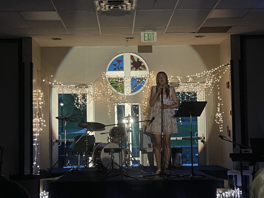 Senior Karsyn Kramer performs at Coffee House Jam on April 15 in the Shiel Student Life Center.