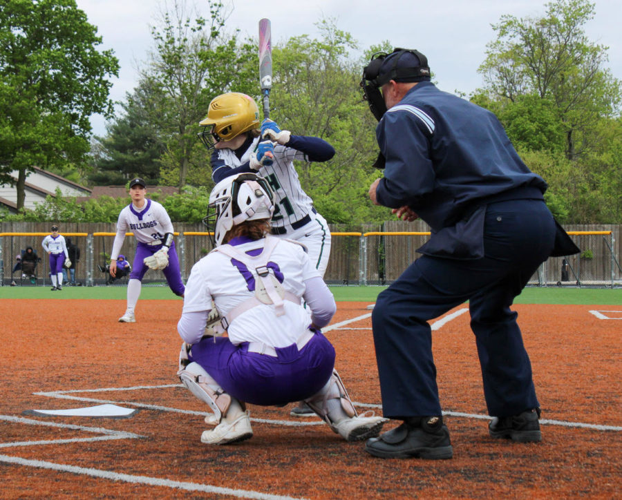 Lady Irish Softball takes on the Bulldogs of Brownsburg in a tightly contested game, with both teams barely hanging onto an above .500 record. The game was even at the 6th inning, though the Irish faltered when they gave up 3 runs at the top of the seventh inning. The Bulldogs gave up a run at the bottom of the seventh inning. Head Coach Linda Bamrick stated that their greatest challenge was “mental preparation”. The Bulldogs beat the Irish 8-6.