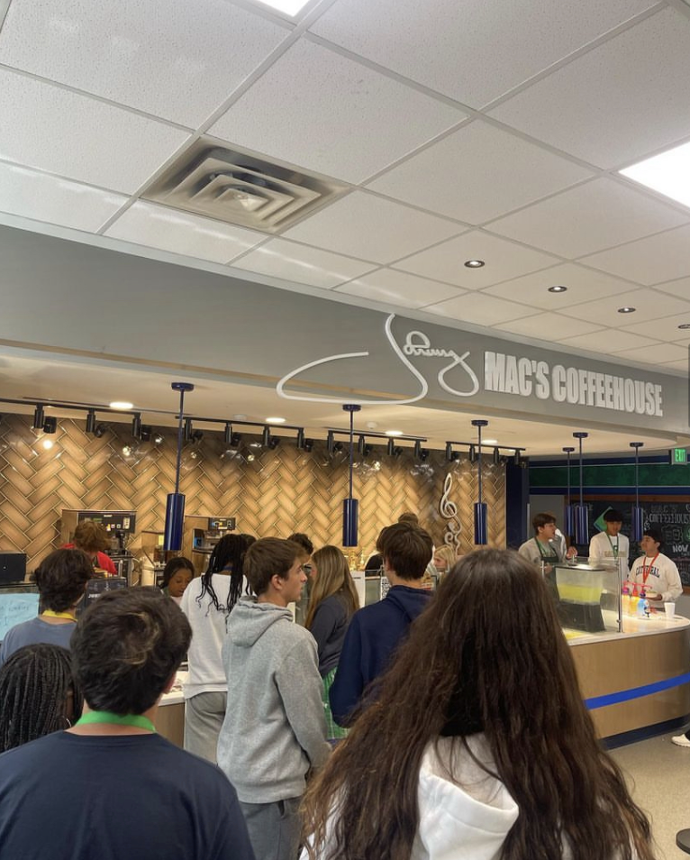 Students wait in line at the Johnny Mac's Coffeehouse for a fresh menu. Open Days 1 and 4 of the schedule.
