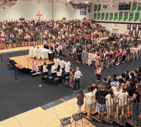 Cathedral High School's first Mass of the school year brought together both new and experienced altar servers. Tara Johnson ‘28, Abigail Eldridge ‘27, and Andrea Aluazia ‘26 stood alongside the returning servers to assist in the liturgy. Together with Father Geoff and Father Jomy, they helped lead the school community in worship. 